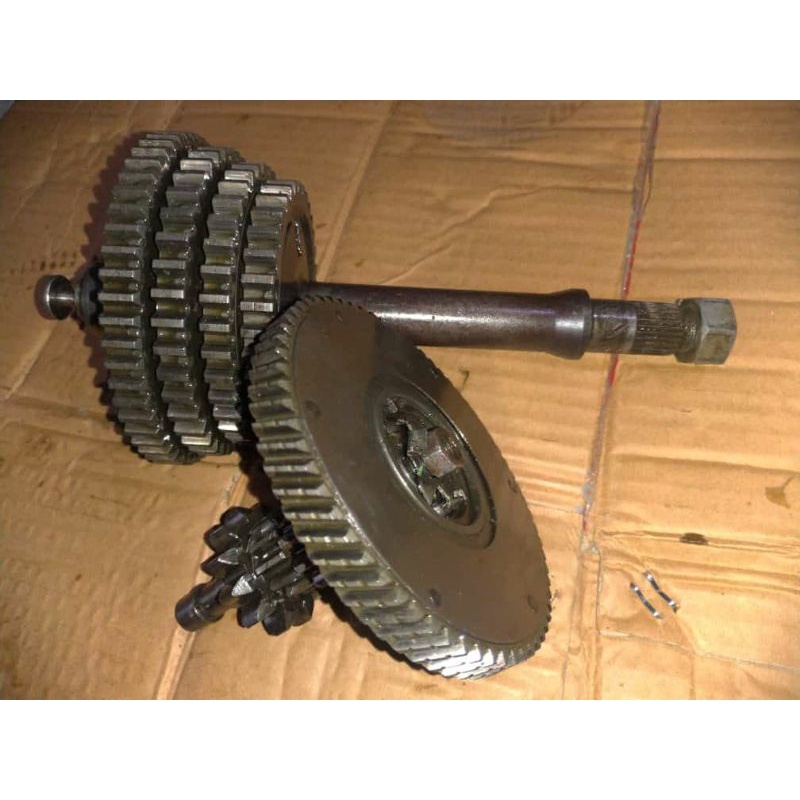 GEARSET VESPA STRADA AOM GARIS DUA