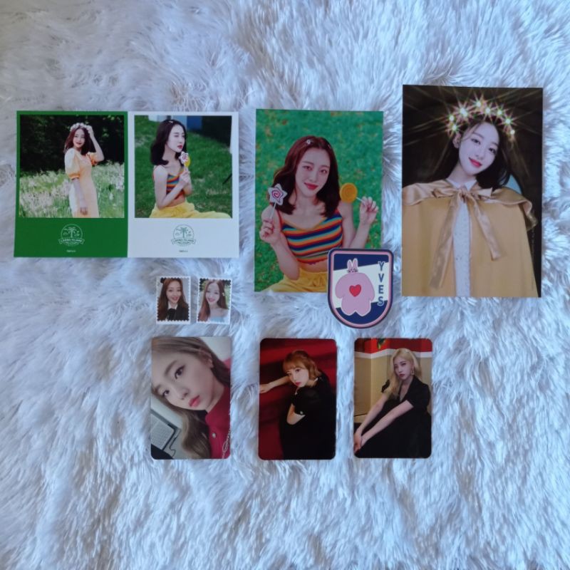 LOONA Concept Zone CZ Lightstick LS Polaroid Postcard Poster Photocard PC Yeojin Kim Lip Yves