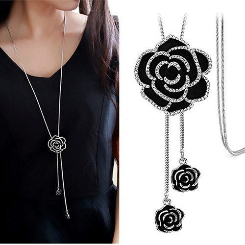 LRC Kalung Wanita Elegant Black Rose Flower Shape Pendant A47065