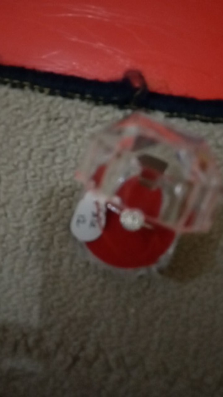 Kotak Satu Cincin / Box Cincin Model Mika Hanya Untuk 1 Cincin