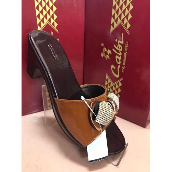 wedges calbi