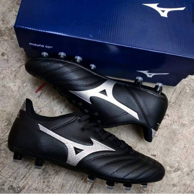 Mizuno Morelia Neo Soccer