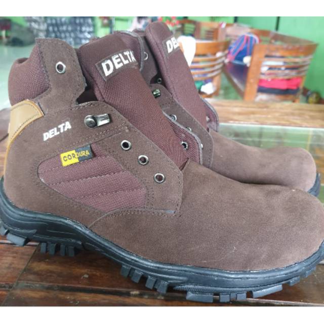 Delta cordura suede brown