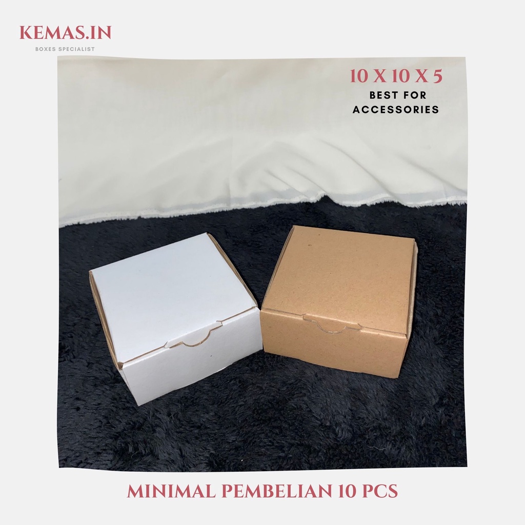 

Kardus Die Cut 10x10x5 - Karton Box Dus Packaging Pizza Hampers Kecil Polos Murah
