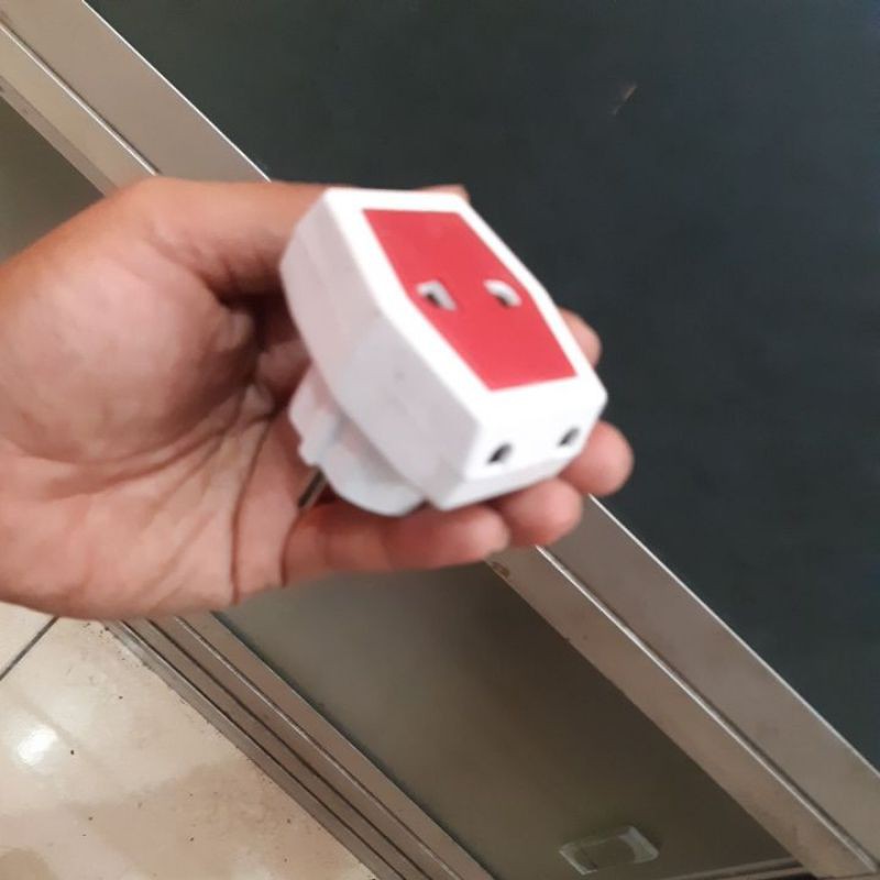 Steker Dexta sambungan / T Listrik/colokan T