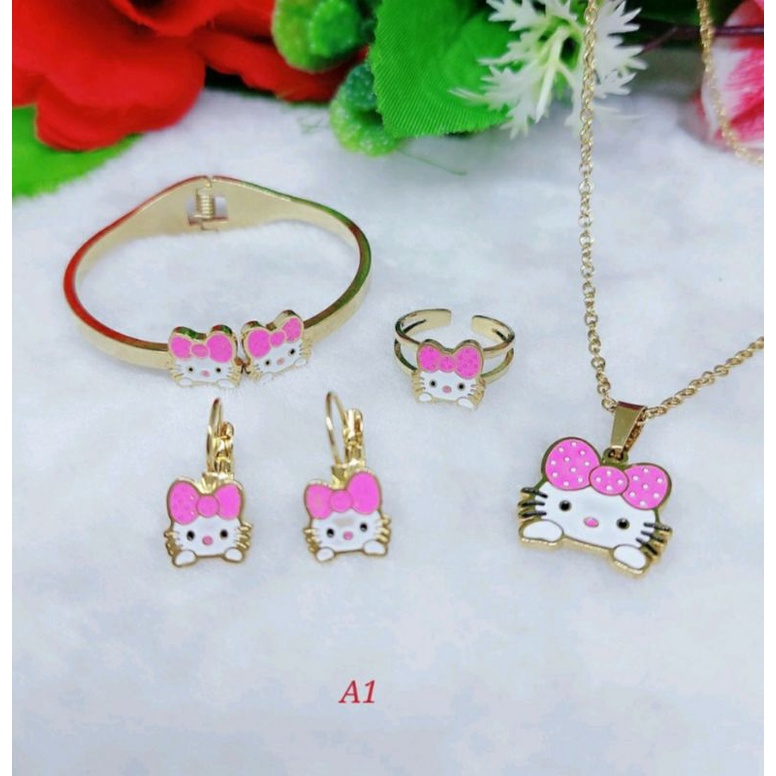 kalung liontin+gelang+cincin+anting set titanium anak