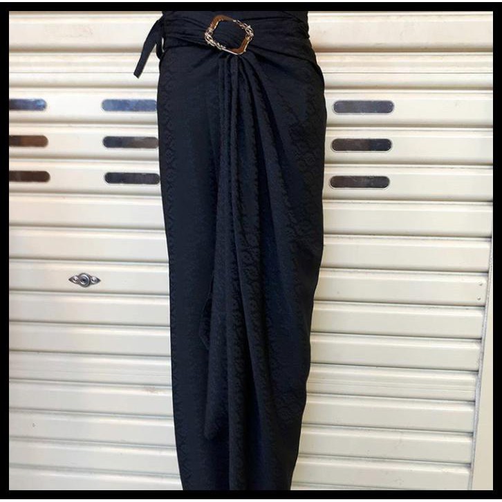 Rok Lilit/Rok Serut Bawahan Kebaya Dobby Hitam