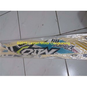 Stiker / Stripping / Lis Mio J Teen 2013 Putih Hitam