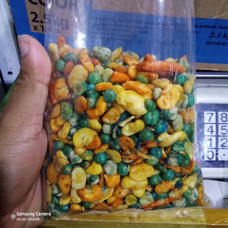 

kacang campur jaipong/kacang mix 500gr