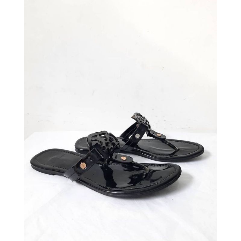 Tory Burch Miller Patent Thong Sandals Second