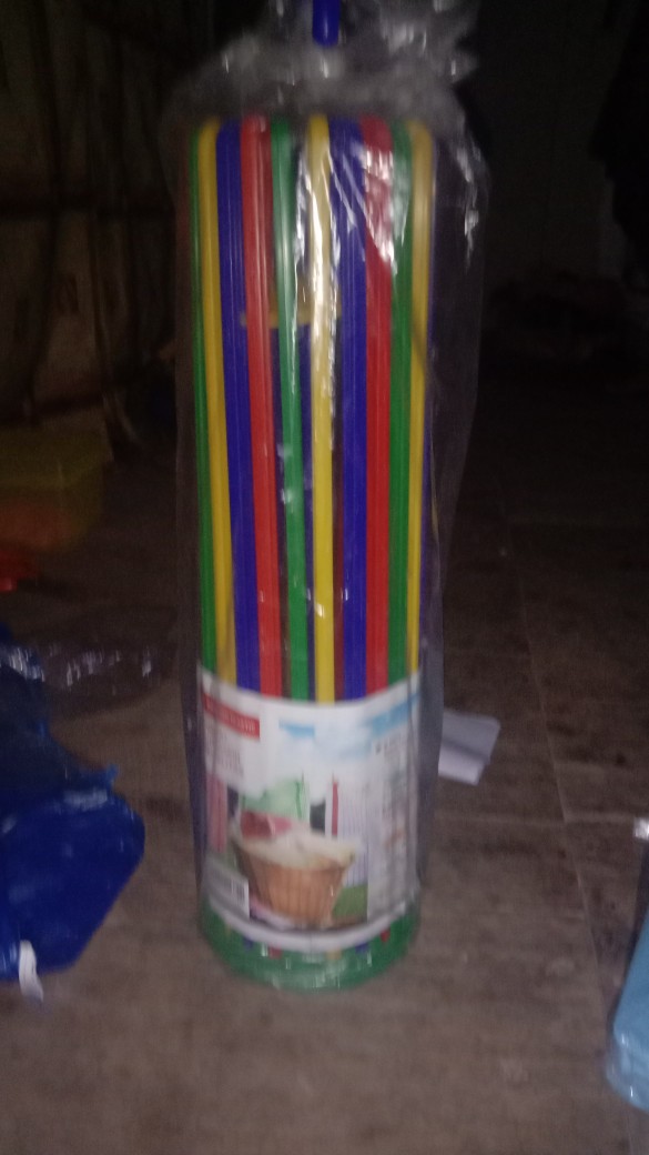 Magic Hanger / Gantungan Baju Multifungsi / Gantungan Portable / Gantungan Baju Unik Muat Banyak