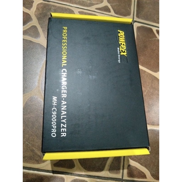 POWEREX MH C9000 PRO CHARGER ANALYZER