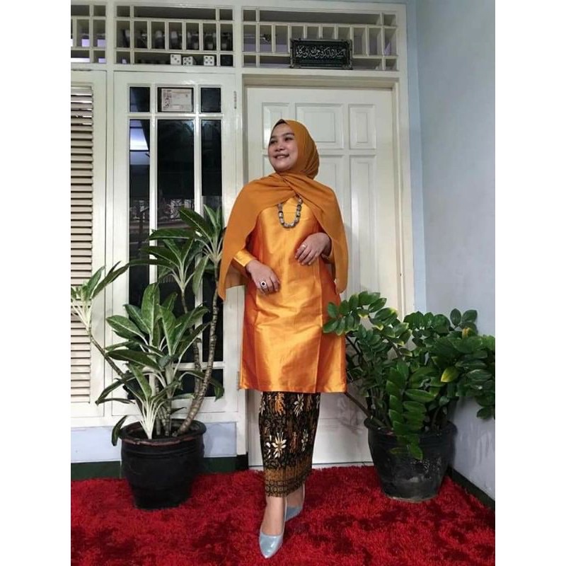 KEBAYA MODERN/SET BAJU KURUNG/BAJU KURUNG TAFETA/BAJU KURUNG MALAYSIA/BAJU KURUNG MUSLIMAH