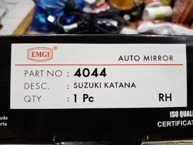 KACA SPION 4044/4046 SUZUKI SUZUKI KATANA KANAN/KIRI RH/LH MEREK EMGI