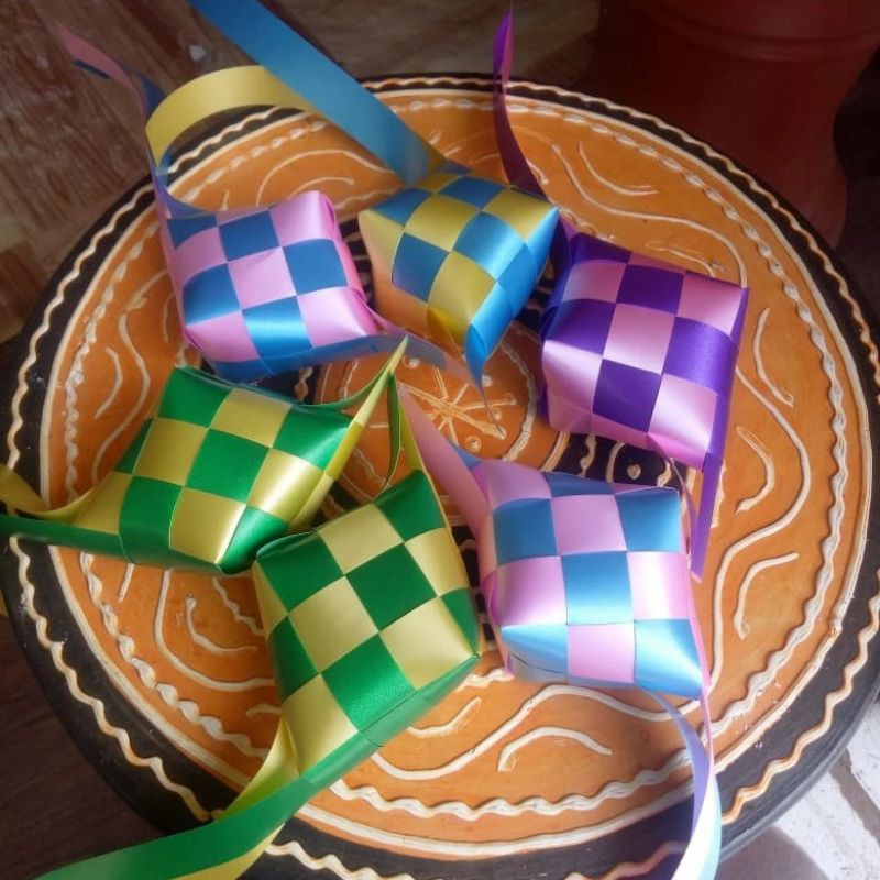 

ketupat pita jepang/hiasan per lusin