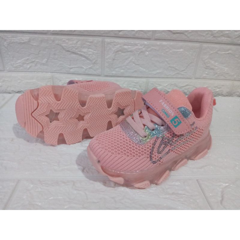 sepatu impor  LED anak perempuan fashion model terbaru