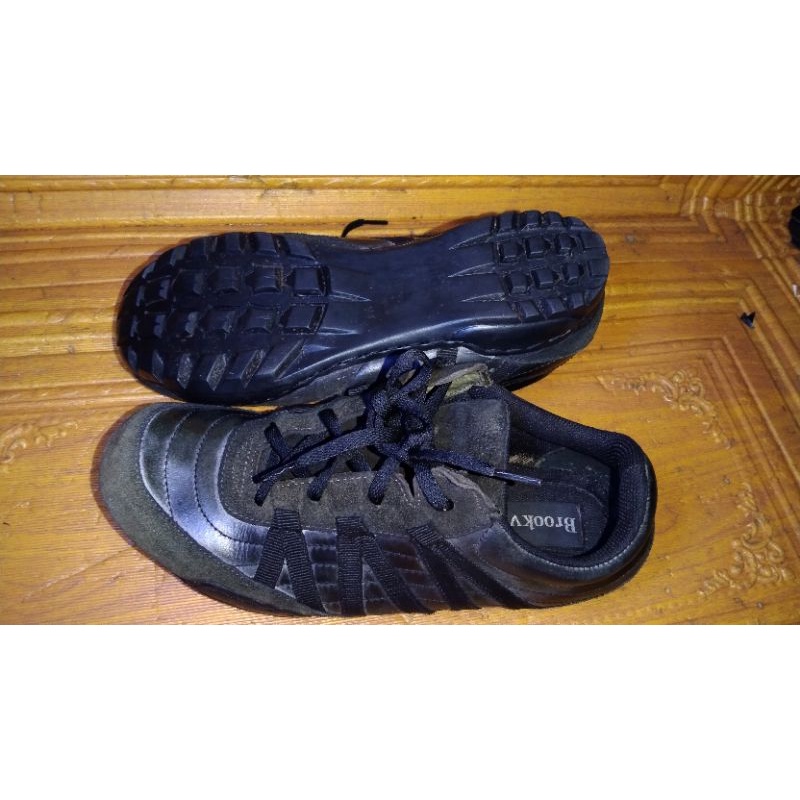 Sepatu Outdoor Brokville Second.41