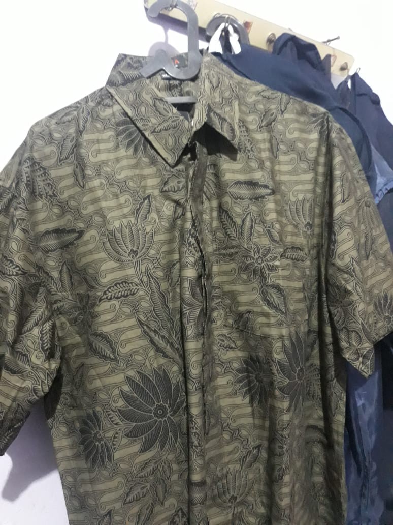 Hem Pendek Aksa Batik Salman