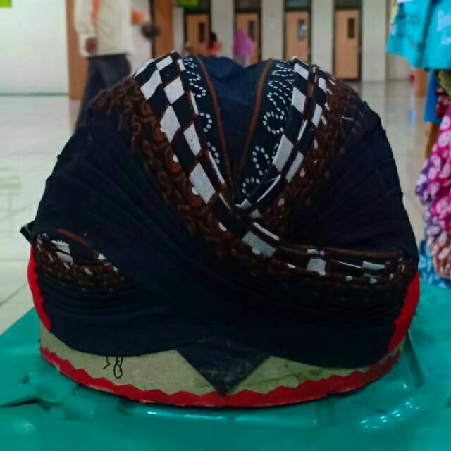 Blangkon Lipat Jebeh motif catur asli jogja