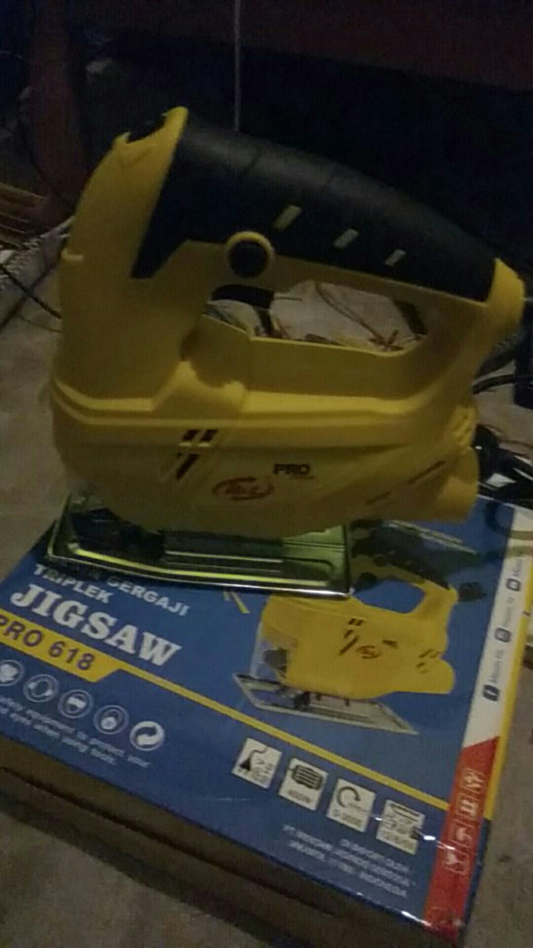 Mesin Gergaji Jigsaw Potong Triplek H&l Hl Pro 618 Variable Speed