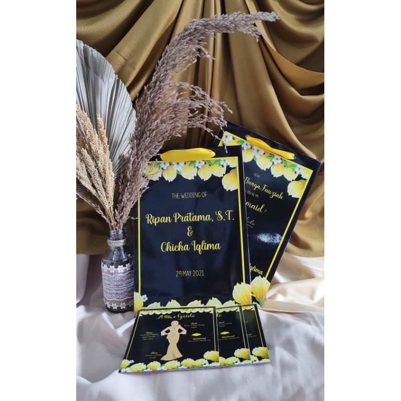 

CUSTOM desain/tulisan Paperbag PREMIUM B. Tas Kertas Bridesmaid. Souvenir. Ulang tahun