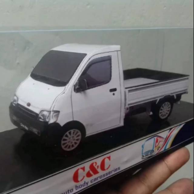 Papercraft miniatur grandmax pickup
