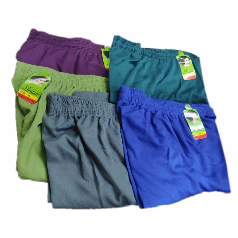 celana rangkepan pendek selutut wanita