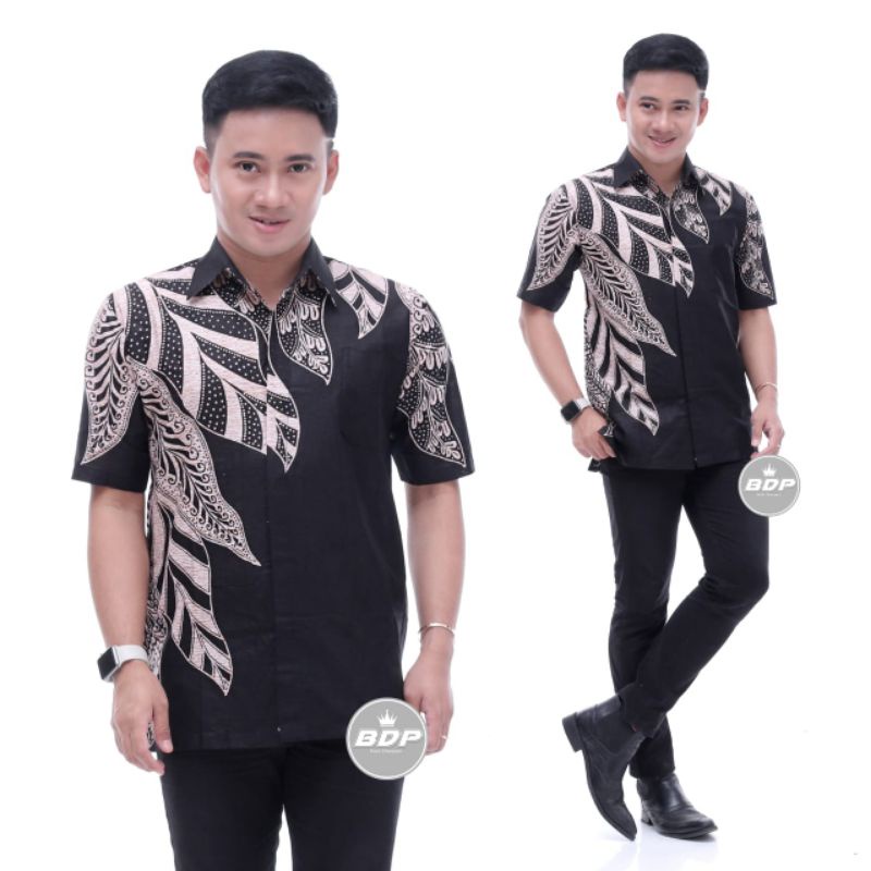 Kemeja Batik Pria Lengan Pendek Motif Hitam Manis