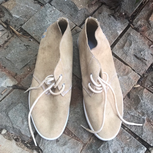 Sepatu Fred Perry second branded