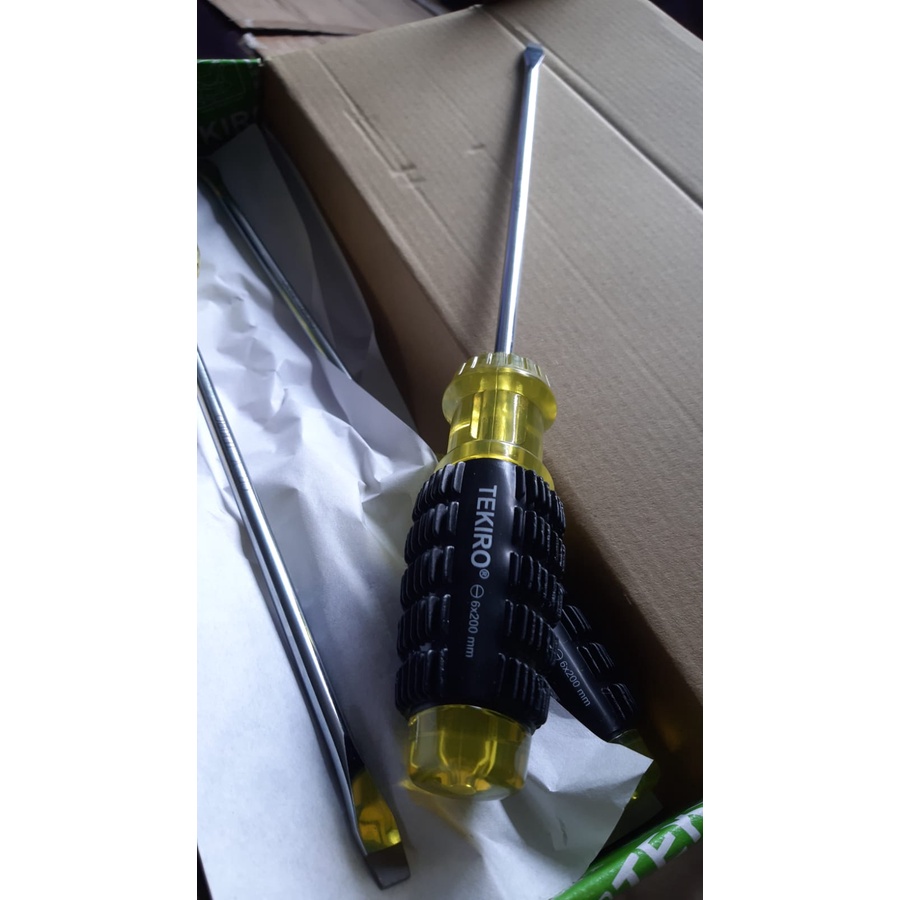 Obeng gagang karet MINUS 6 X 200 Tekiro/ OBENG KARET/PERKAKAS TUKANG/OBENG/SCREWDRIVER