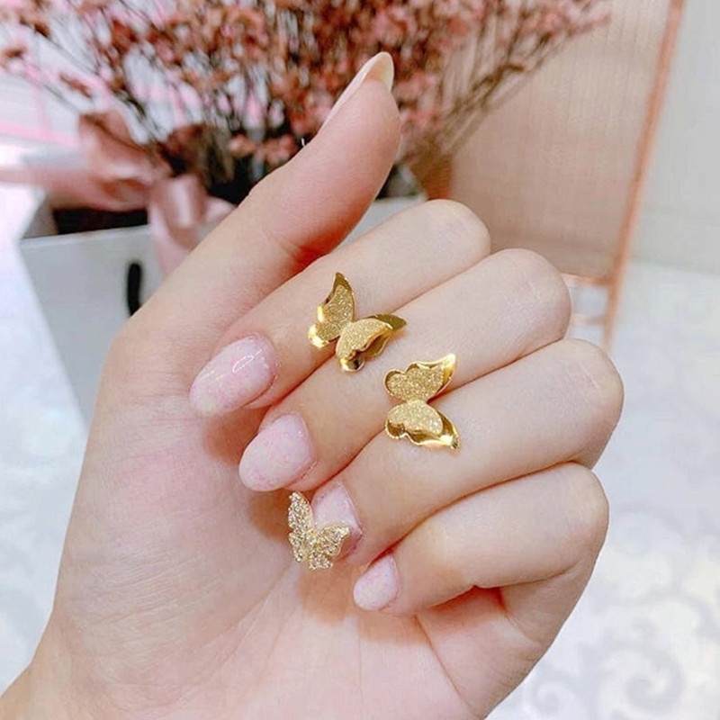 Anting Titanium Wanita Tindik Kupu-kupu Anti Karat Premium Emas 18k Perhiasan Korea