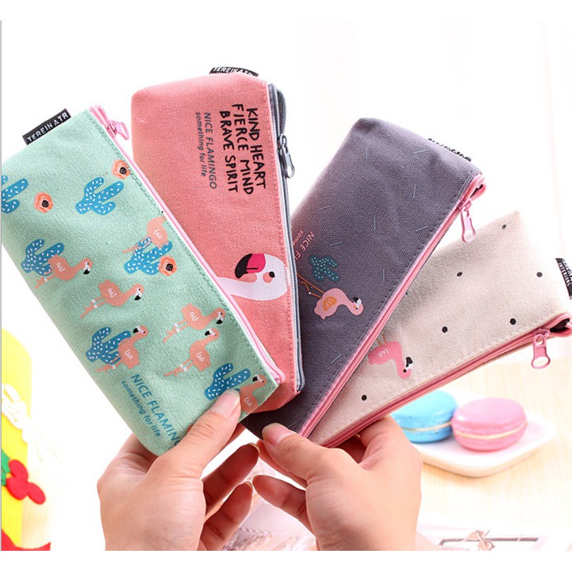 

Tempat Pensil Motif Flamingo