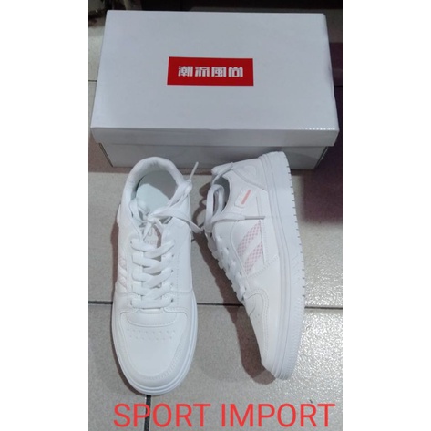 sepatu sport import premium kets olahraga dewasa ringan dan lentur(36-40)
