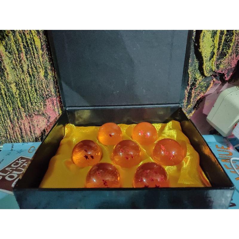 7 Bola naga "Dragon Ball"