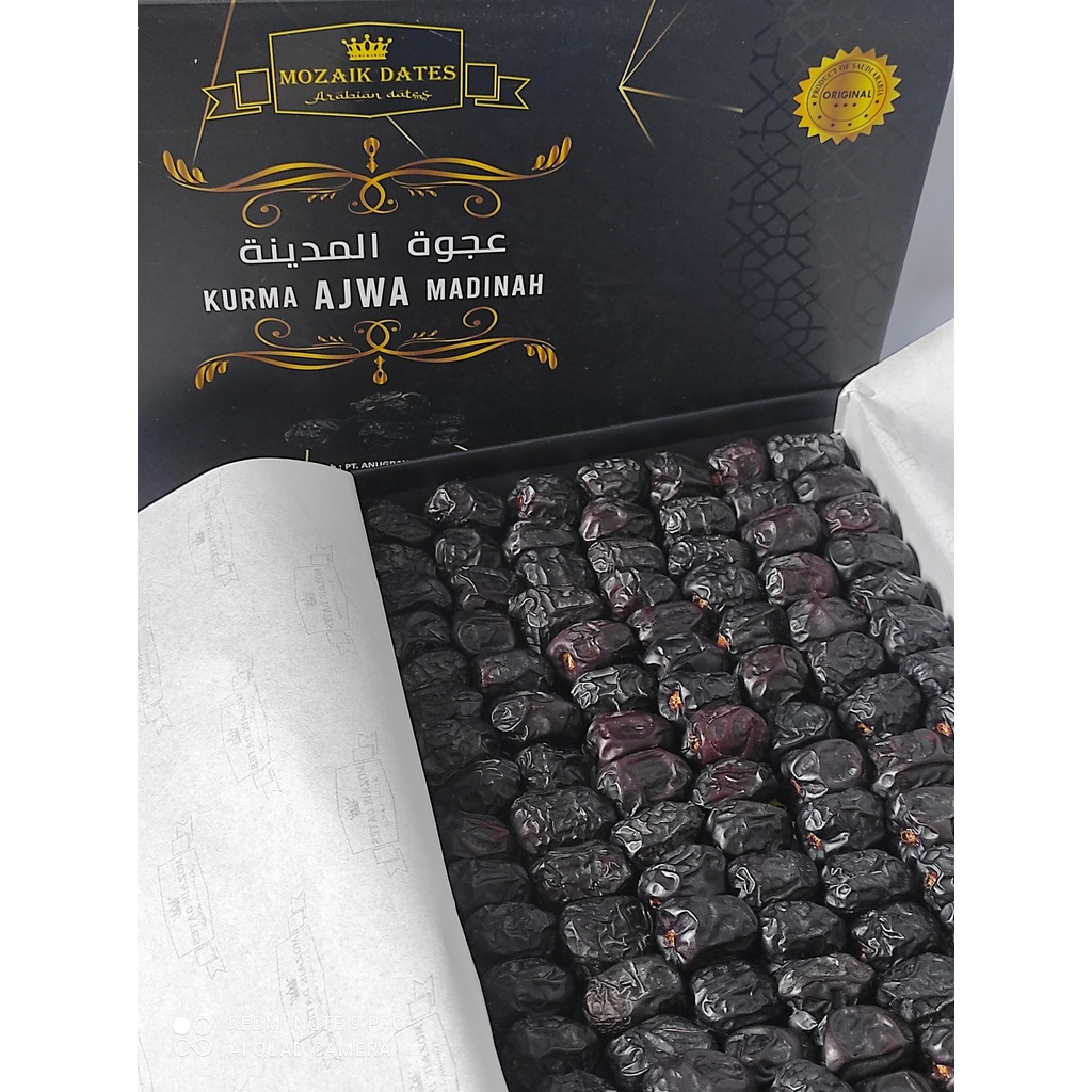 

KURMA PREMIUM AJWA MADINAH MOZAIK DATES PREMIUM 1KGKorma Madina 1000Gram