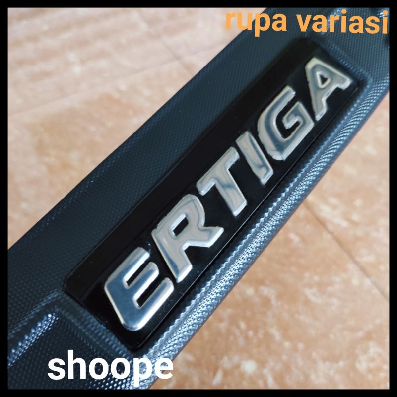 sill plate silplate belakang BAGASI SUZUKI ertiga 2011 sampai 2017 2012 2013 2014 2015 2016 2017 PLASTIK HITAM abs tempel
