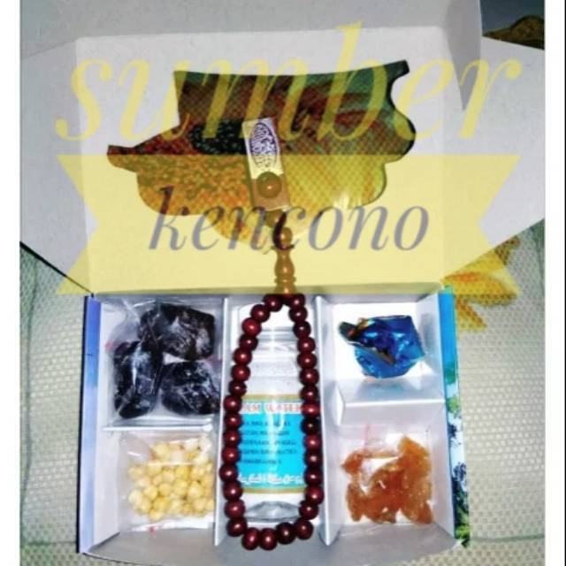 Paket lengkap oleh oleh haji umrah 6 varian kacang kurma kismis zam zam tasbih coklat kacang arab