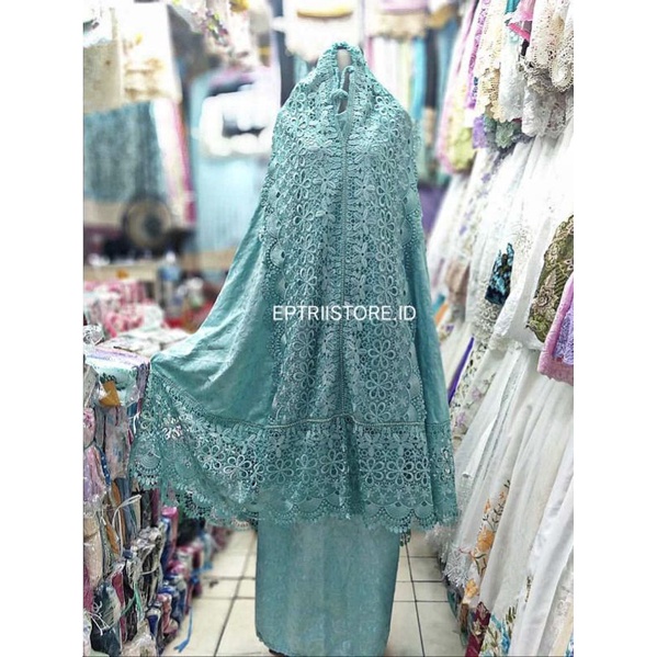 MUKENAH DEWASA TERBARU SUTRA PRADA PARIS ORIGINAL RENDA SEROJA (TOSKA)//PROMO COD TERMURAH