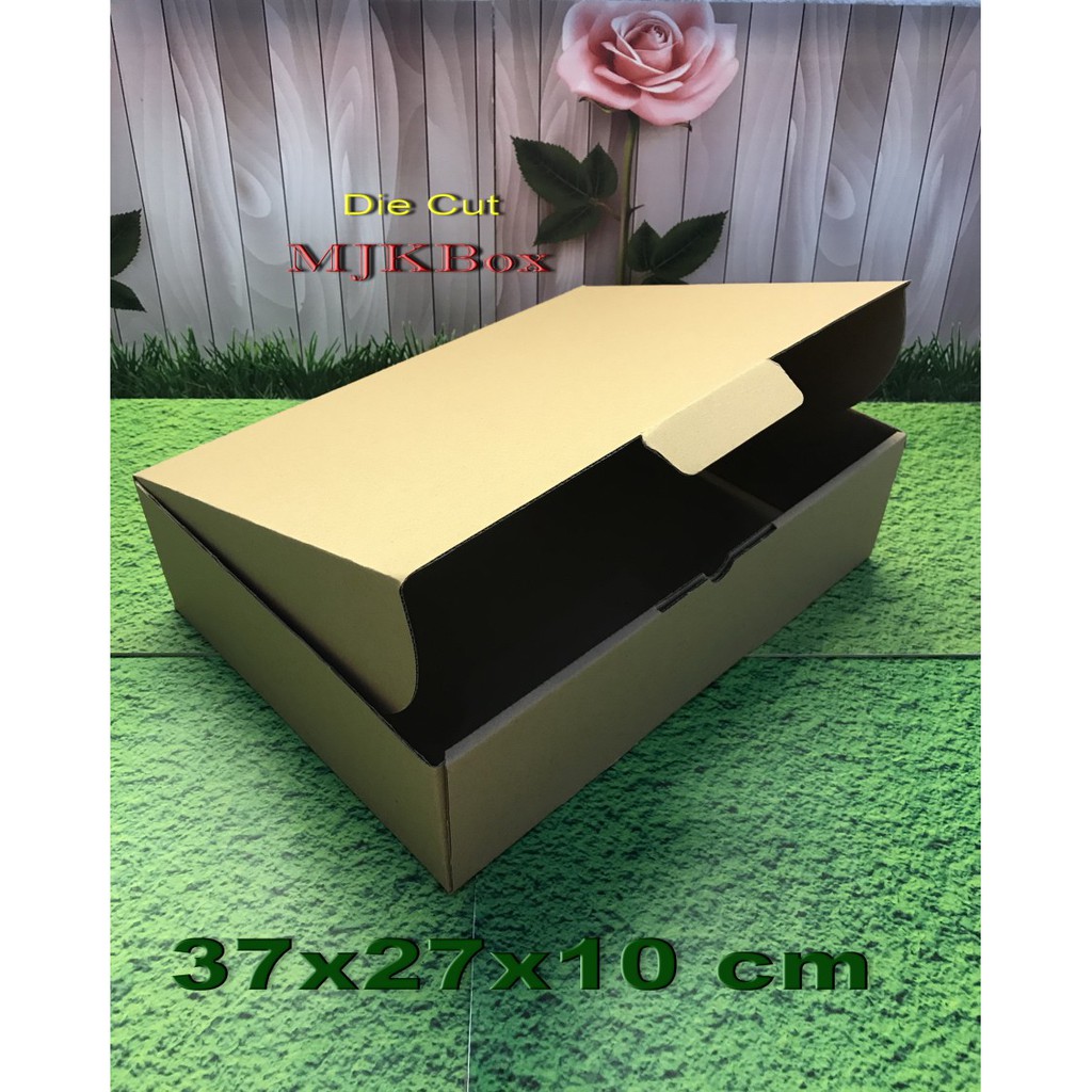 

Kardus uk. 37X27X10 cm...die cut box kotak Souvenir -dll