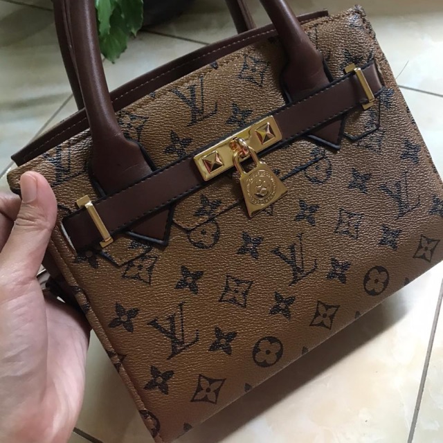 

Pesanan bica