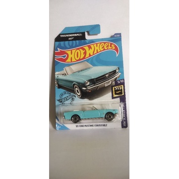 Hot wheels 65 Ford Mustang converible