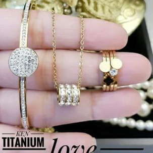 Titanium Set Perhiasan Wanita 839