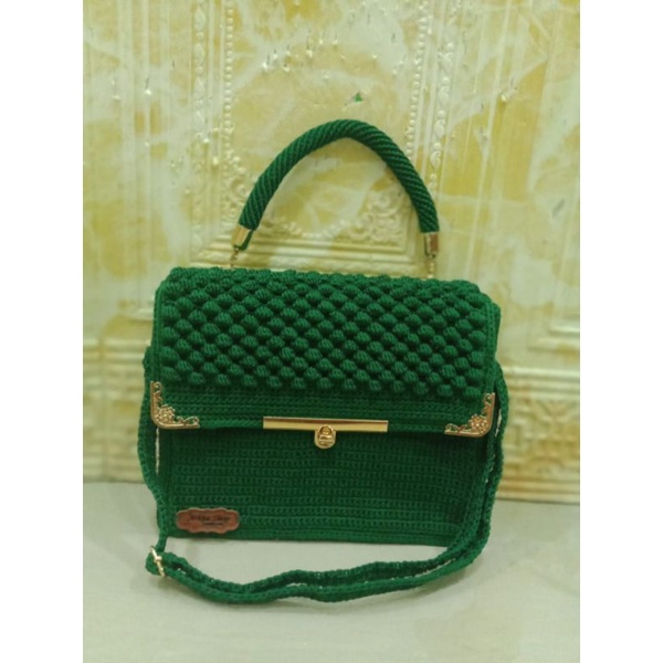 tas rajut setengah lingkaran