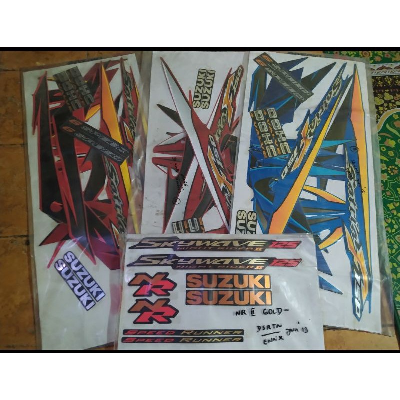 Stripping Suzuki Skywave NR 2 Mocca