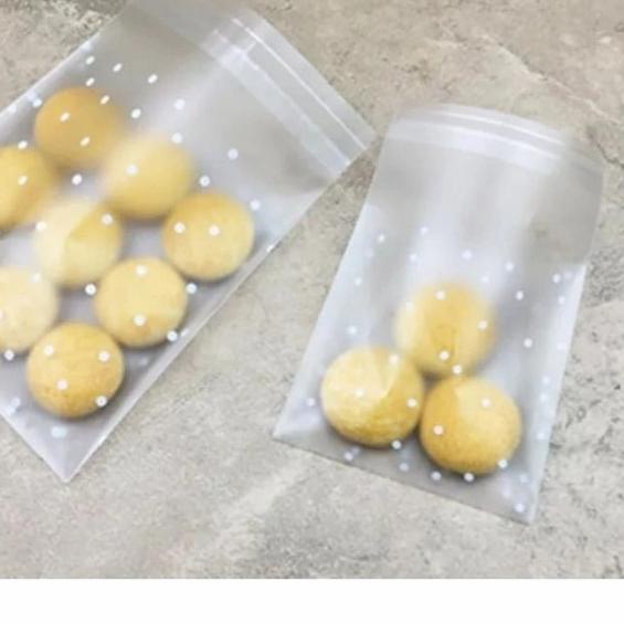 

Plastik Cookie Seal/Plastik Kue Polkadot Doff - PC12 5.5x5.5 CM