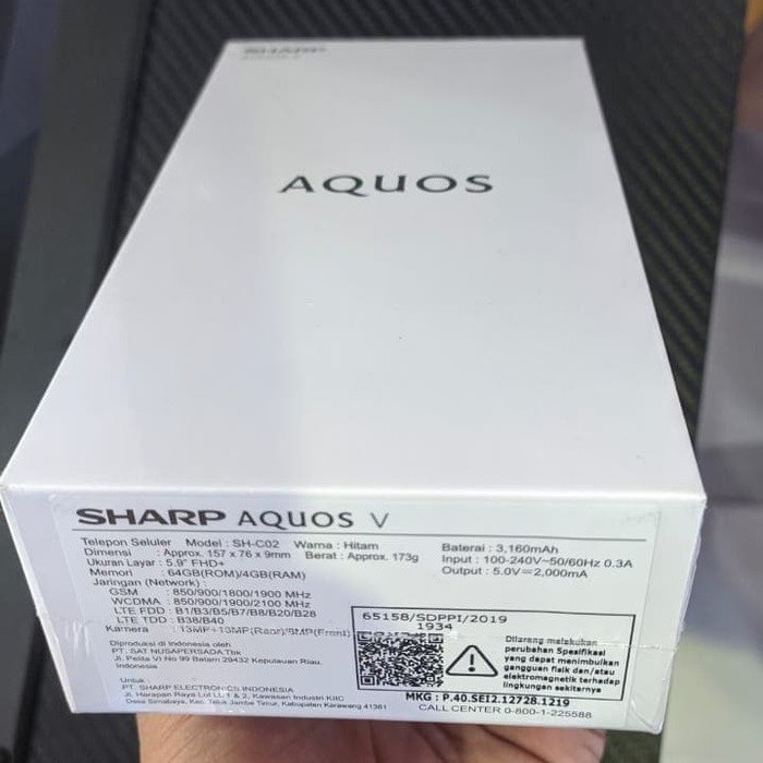 SHARP Handphone Aquos V 4/64 -  Ram 4GB Rom 64GB - Baru - Garansi Resmi