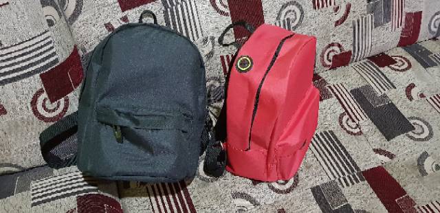 Ransel polos mini termurah ada port untuk handset  Ransel Wanita Kanvas Fashion Tas Sekolah Siswa untuk Remaja Perempuan Ransel Wanita Warna Polos Kualitas Tas Buku Travel Santai