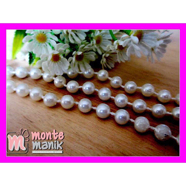 

Bahan Craft Mutiara Renteng 8 mm Broken White Dan Putih - MTG-01