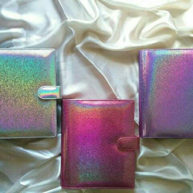 

BINDER HOLO BARU