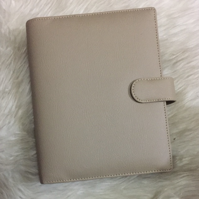 

Binder Kulit Polos Cream A5/20 Ring